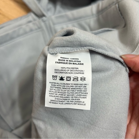 Nike Full Zip Sweatshirt Small + Girls Kids Gray Hooded Dri Fit Athletic NWT - Picture 6 of 6